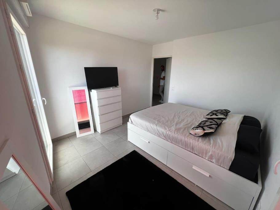 Apartamento T3 Cosy, Neuf Et Ensoleille Marsella Exterior foto
